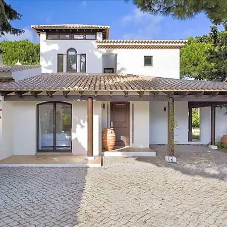 Aldeia Das Acoteias Villa Sleeps 8 With Pool And Air Con