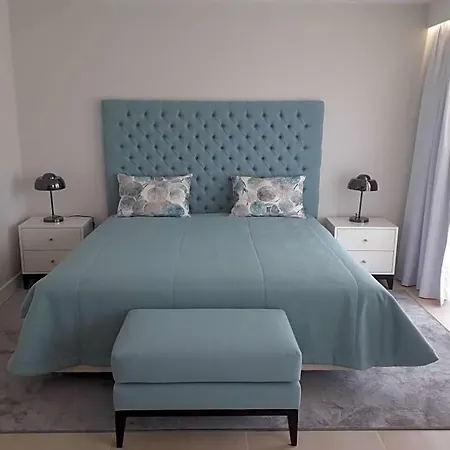 Villa Aldeia Das Acoteias Villa Sleeps 8 With Pool And Air Con